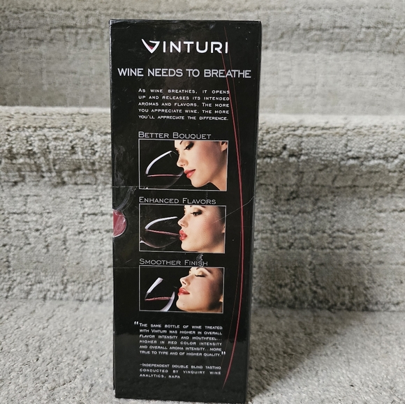 Vinturi Red Wine Aerator - Picture 2 of 5